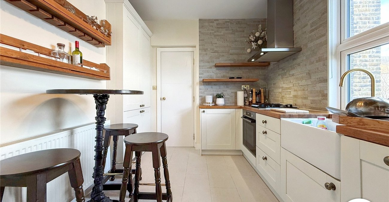 1 bedroom property to rent in London | Robinson Jackson