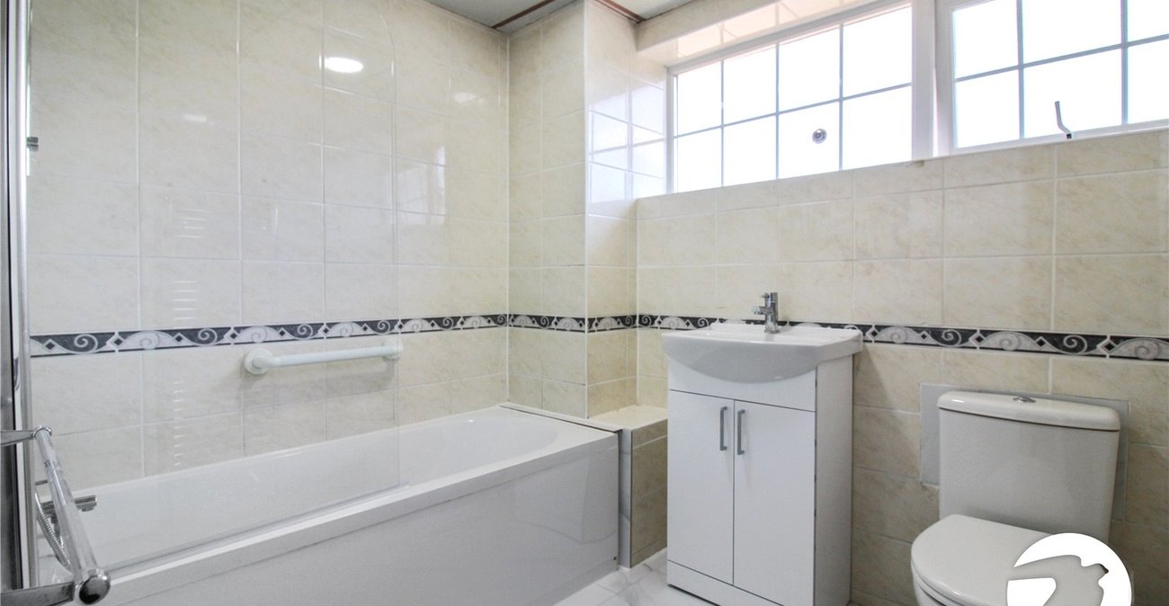 3 bedroom house to rent in Catford | Robinson Jackson