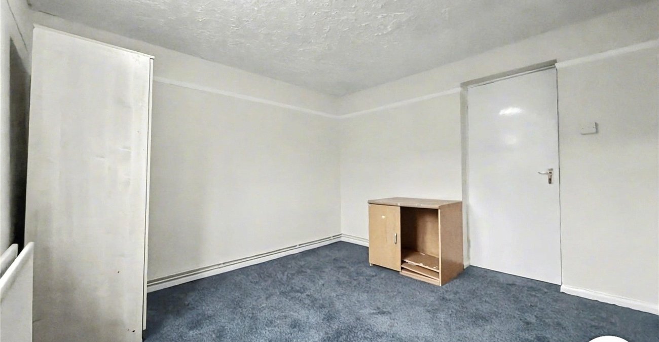 2 bedroom property to rent in Gillingham | Robinson Michael & Jackson