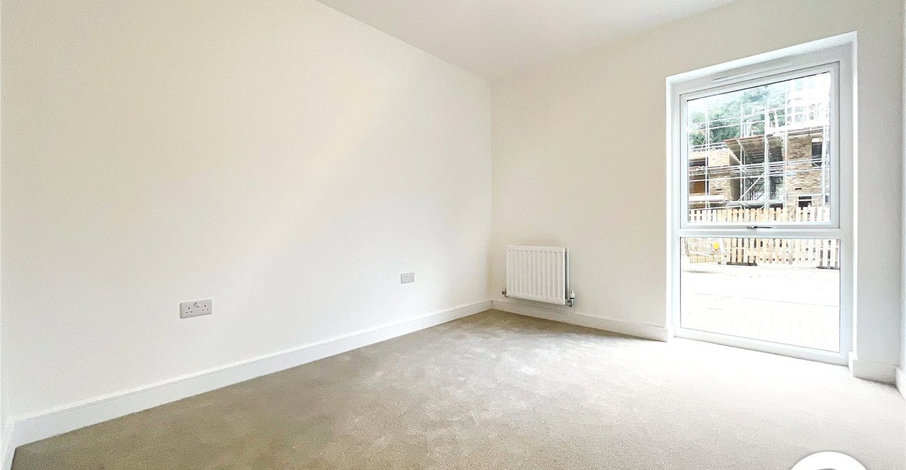 2 bedroom property to rent in Maidstone | Robinson Michael & Jackson