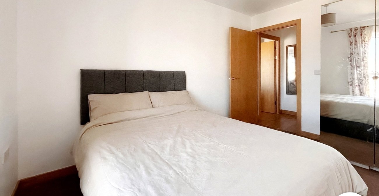 2 bedroom property to rent in Dartford | Robinson Jackson