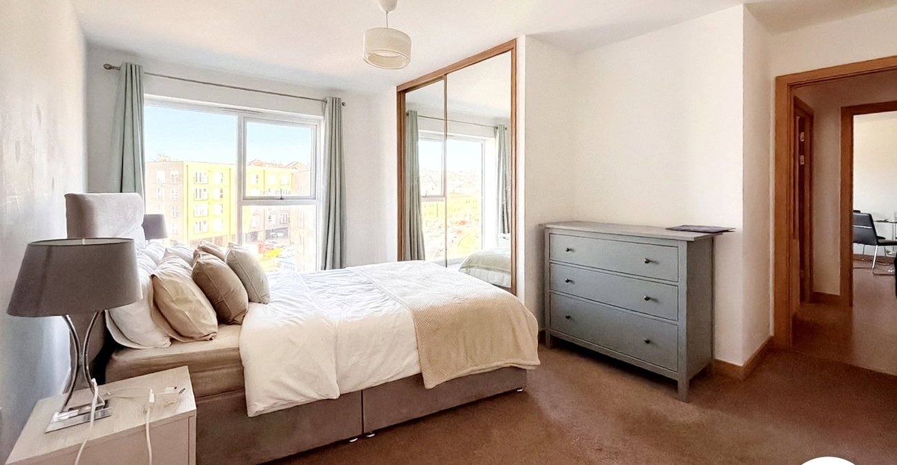 2 bedroom property to rent in Dartford | Robinson Jackson