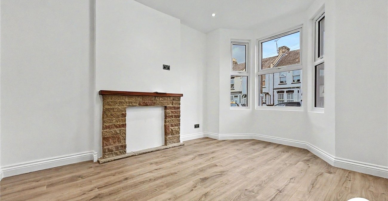 3 bedroom house to rent in Gillingham | Robinson Michael & Jackson