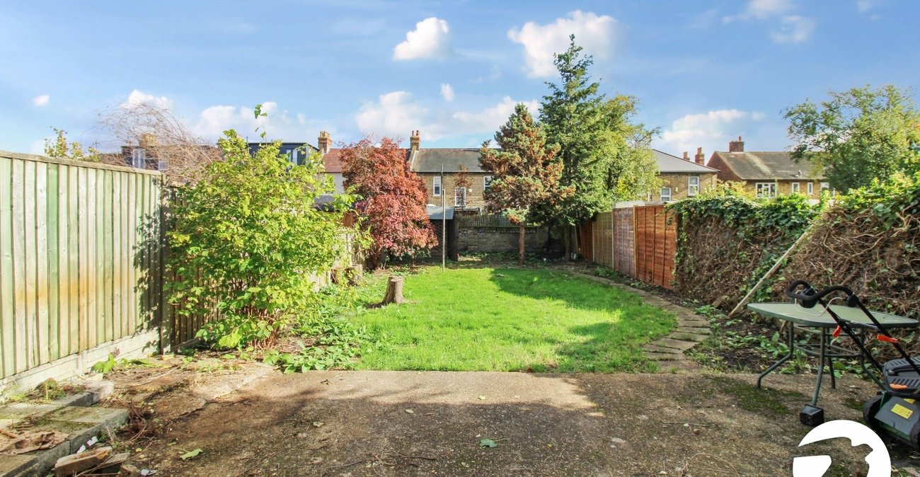 3 bedroom house to rent in Catford | Robinson Jackson