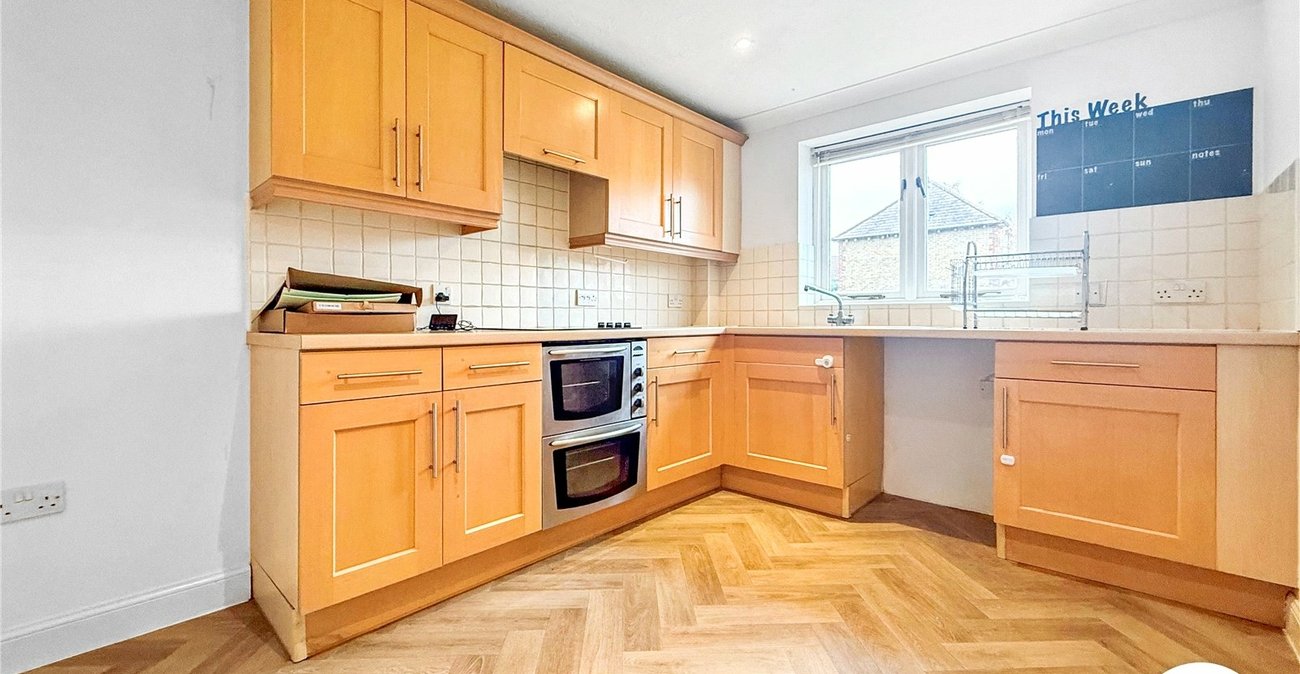 2 bedroom property to rent in Iwade | Robinson Michael & Jackson