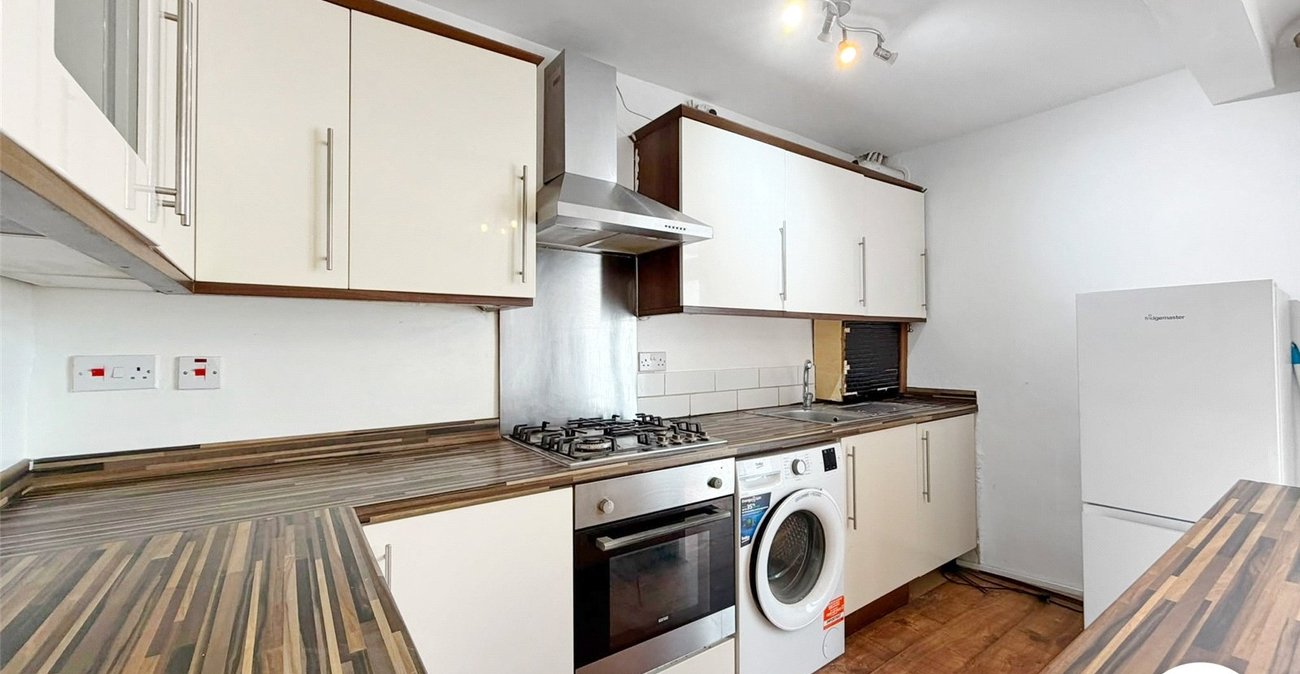 3 bedroom house to rent in Welling | 