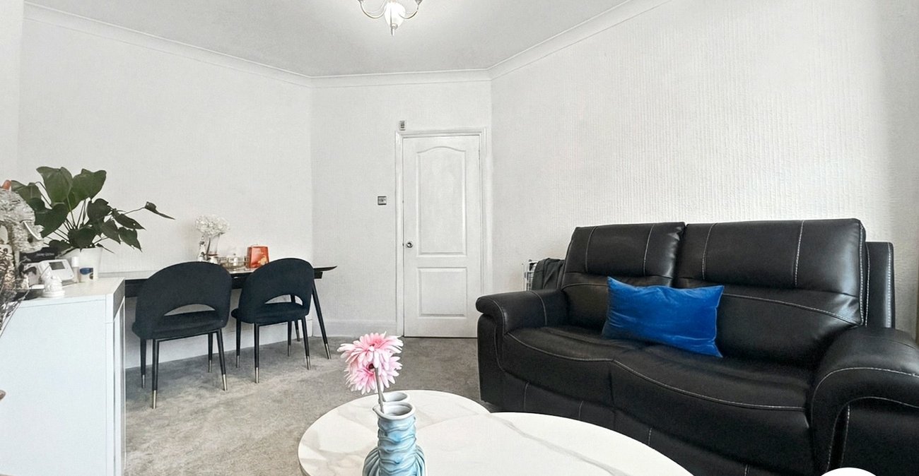 3 bedroom house to rent in Welling | 