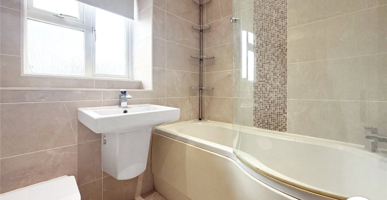 3 bedroom house to rent in Boughton Monchelsea | Robinson Michael & Jackson