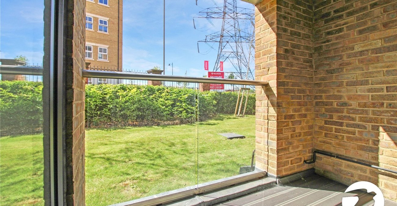 2 bedroom property to rent in Weldon | Robinson Michael & Jackson