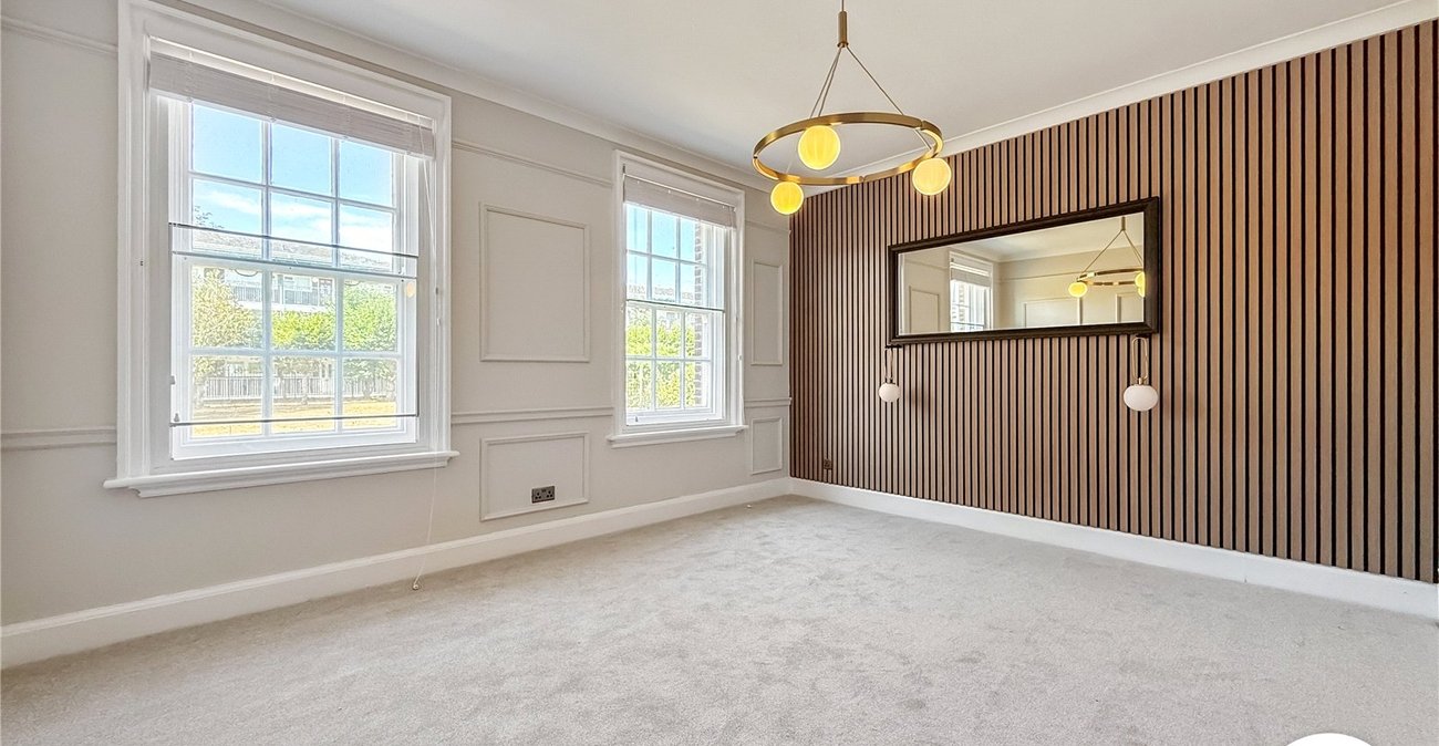 2 bedroom property to rent in London | Robinson Jackson