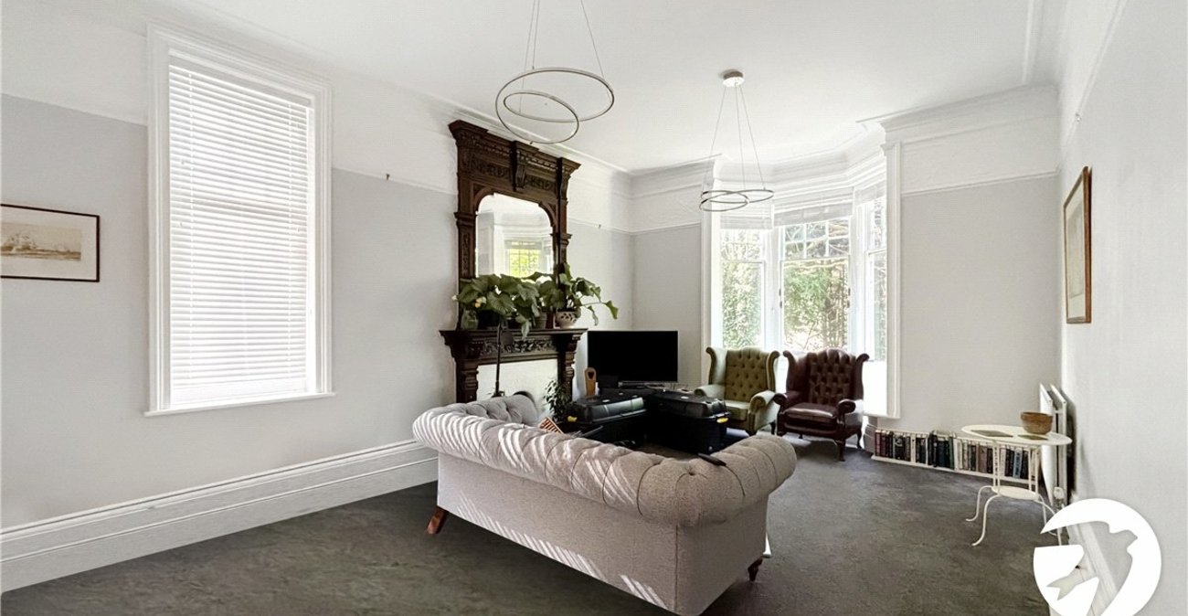 4 bedroom property to rent in Sevenoaks | Robinson Jackson
