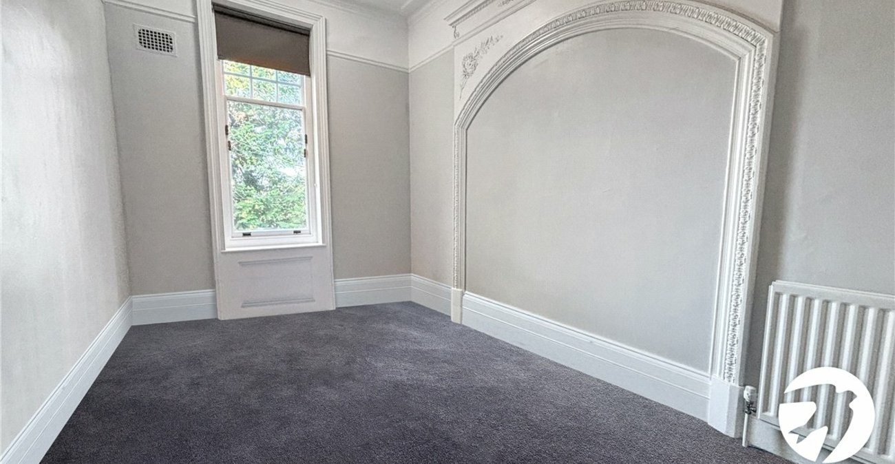 4 bedroom property to rent in Sevenoaks | Robinson Jackson