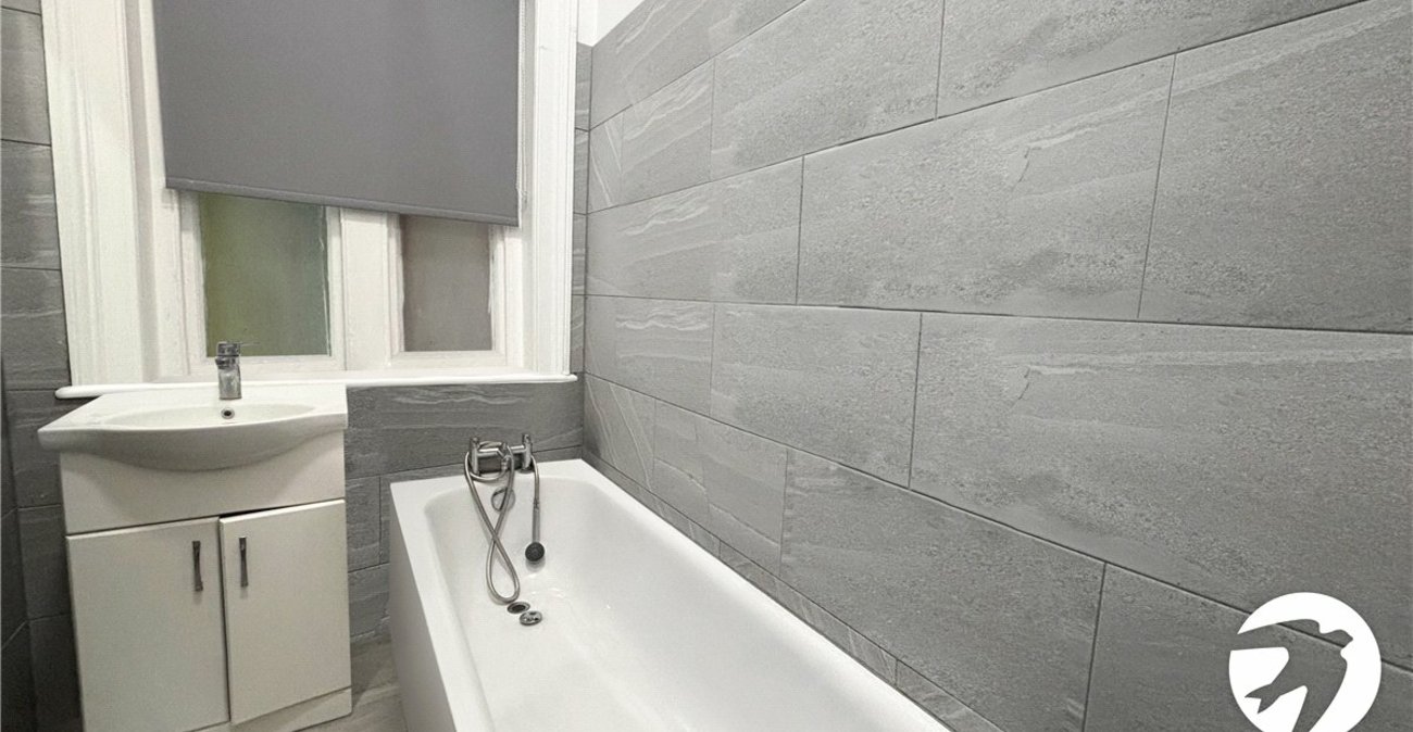 4 bedroom property to rent in Sevenoaks | Robinson Jackson