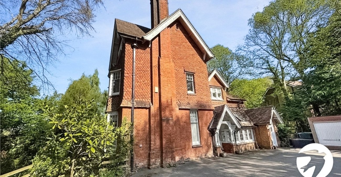 3 bedroom property to rent in Sevenoaks | Robinson Jackson