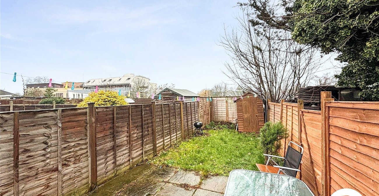 2 bedroom house to rent in Dartford | Robinson Jackson