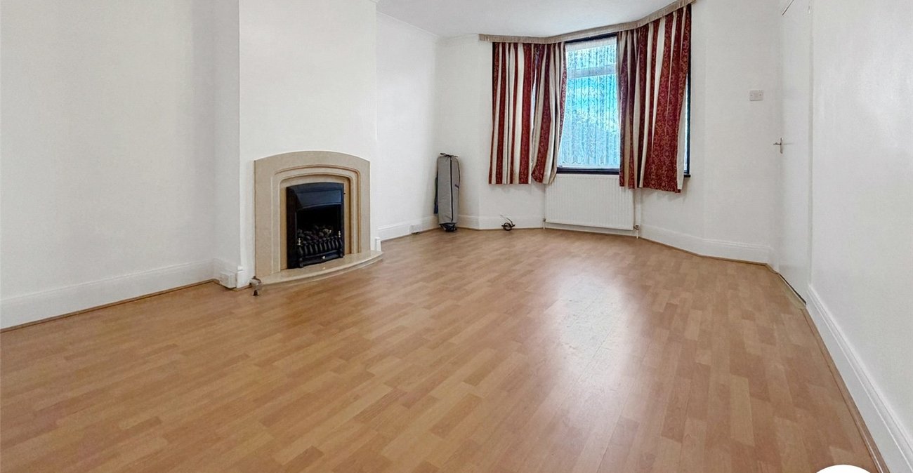 3 bedroom house to rent in Chatham | Robinson Michael & Jackson