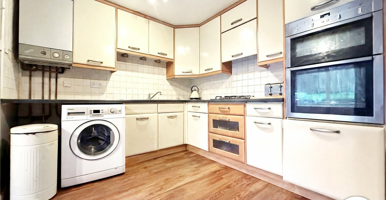 4 bedroom house to rent in Downswood | Robinson Michael & Jackson