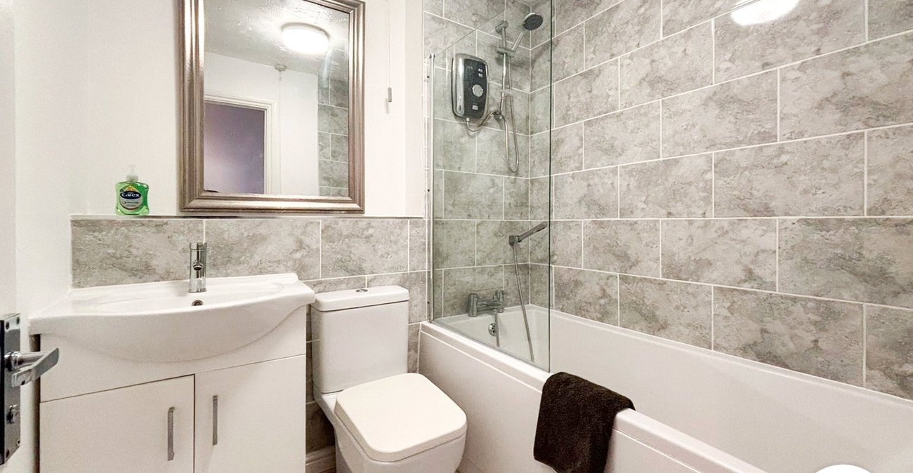 1 bedroom property to rent in Erith | Robinson Jackson