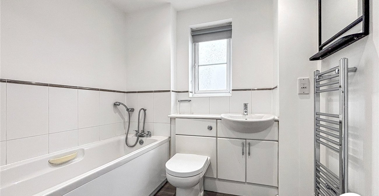 4 bedroom property to rent in Larkfield | Robinson Michael & Jackson
