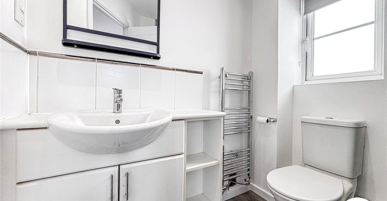 4 bedroom property to rent in Larkfield | Robinson Michael & Jackson