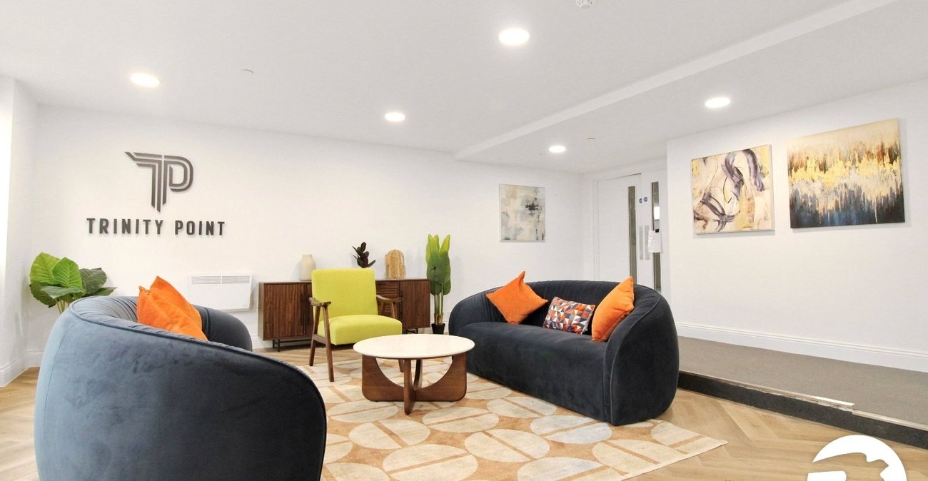 2 bedroom property to rent in Gravesend | Robinson Michael & Jackson