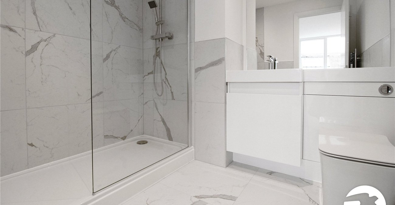 2 bedroom property to rent in Gravesend | Robinson Michael & Jackson