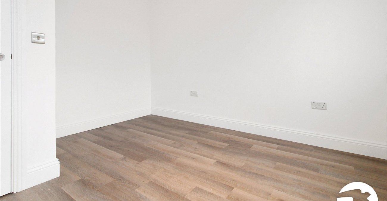 2 bedroom property to rent in Gravesend | Robinson Michael & Jackson