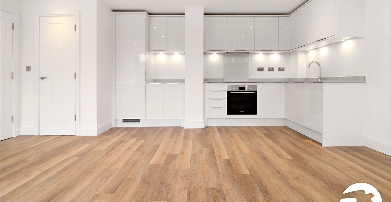 2 bedroom property to rent in Gravesend | Robinson Michael & Jackson