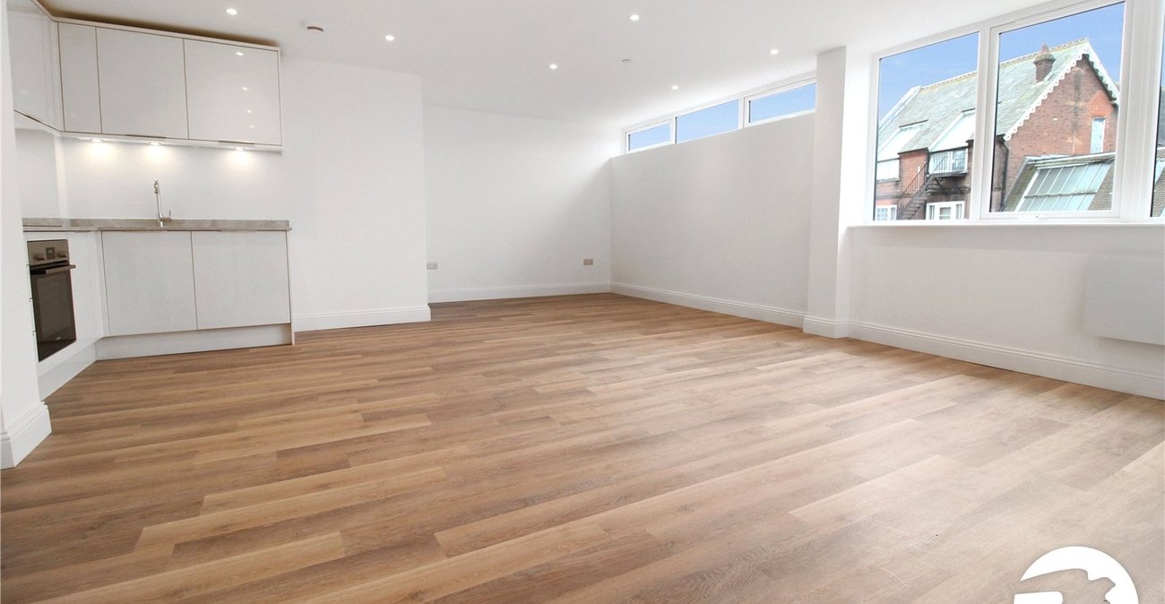 2 bedroom property to rent in Gravesend | Robinson Michael & Jackson