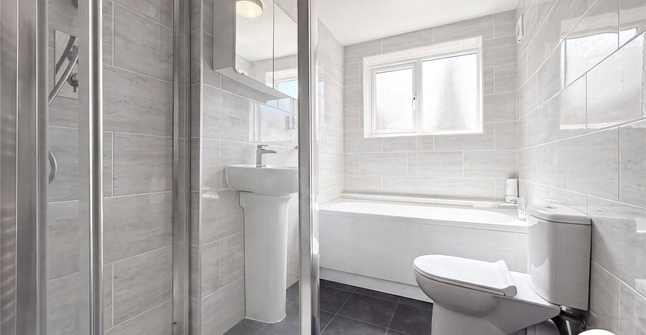 3 bedroom house to rent in Gillingham | Robinson Michael & Jackson