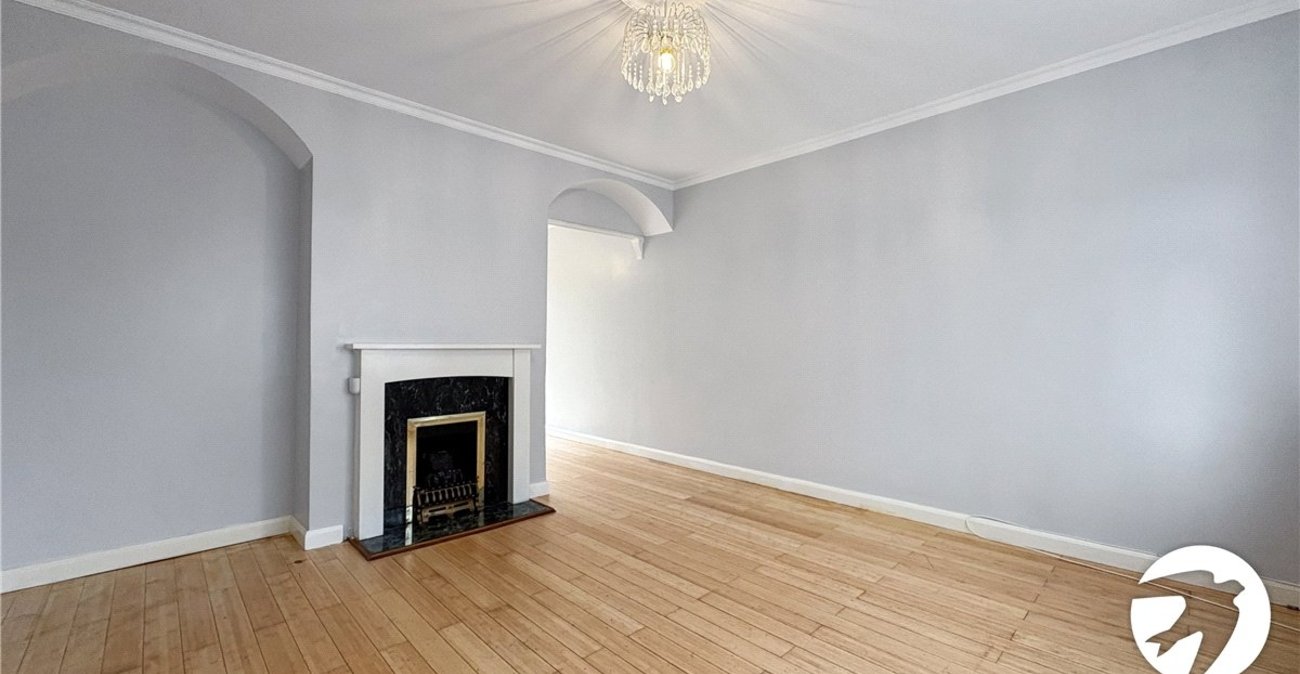 3 bedroom house to rent in Swanley | Robinson Jackson