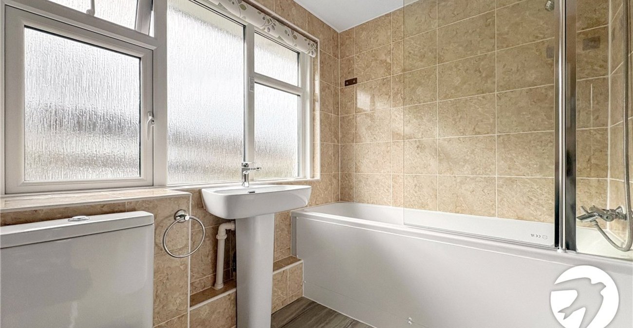 3 bedroom house to rent in Swanley | Robinson Jackson