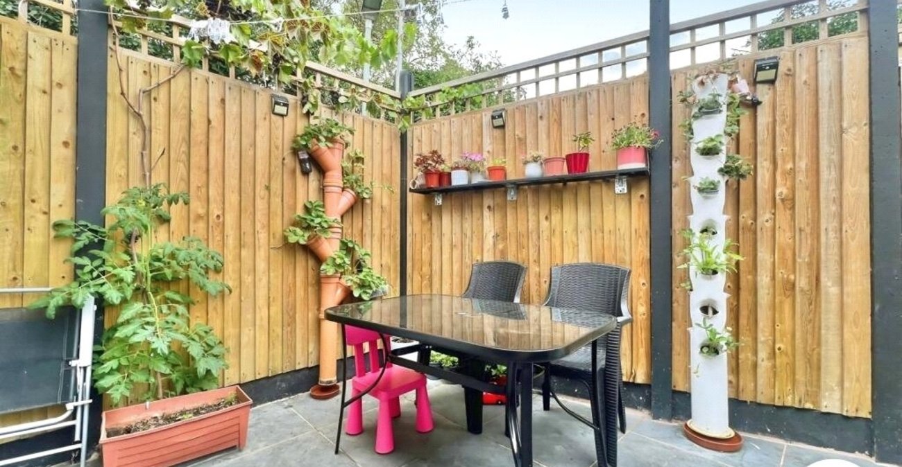 5 bedroom house to rent in Swanley | Robinson Jackson
