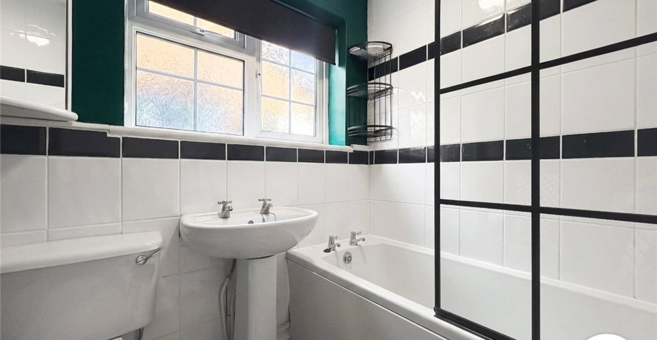 2 bedroom property to rent in Swanley | Robinson Jackson