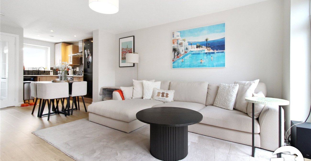 2 bedroom house to rent in Gravesend | Robinson Michael & Jackson