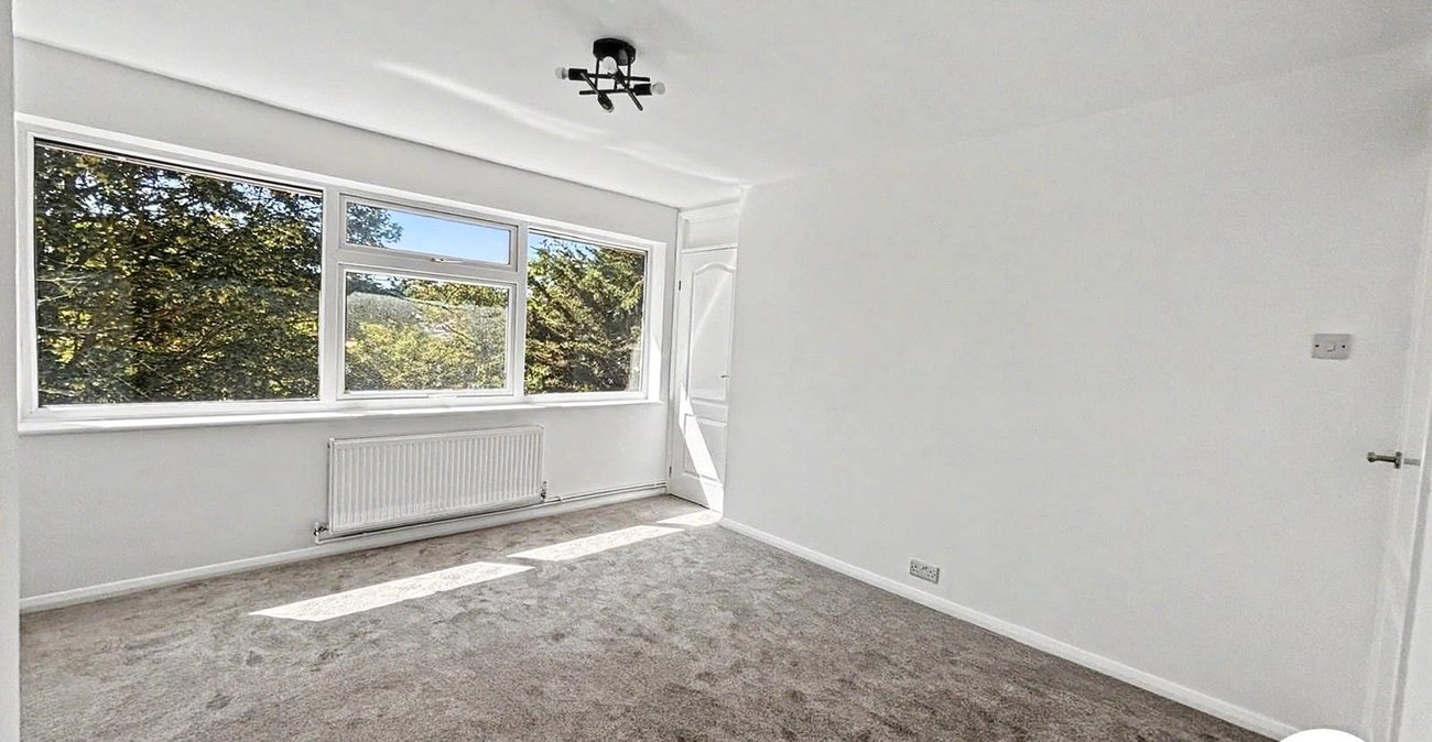 2 bedroom property to rent in Dartford | Robinson Jackson