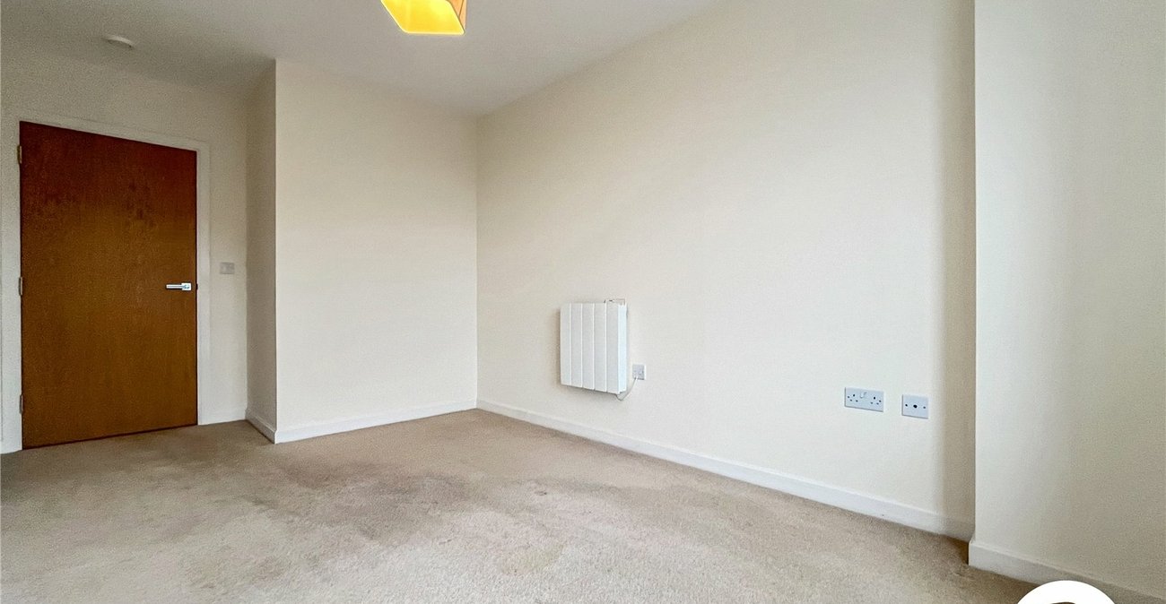 2 bedroom property to rent in Gillingham | Robinson Michael & Jackson