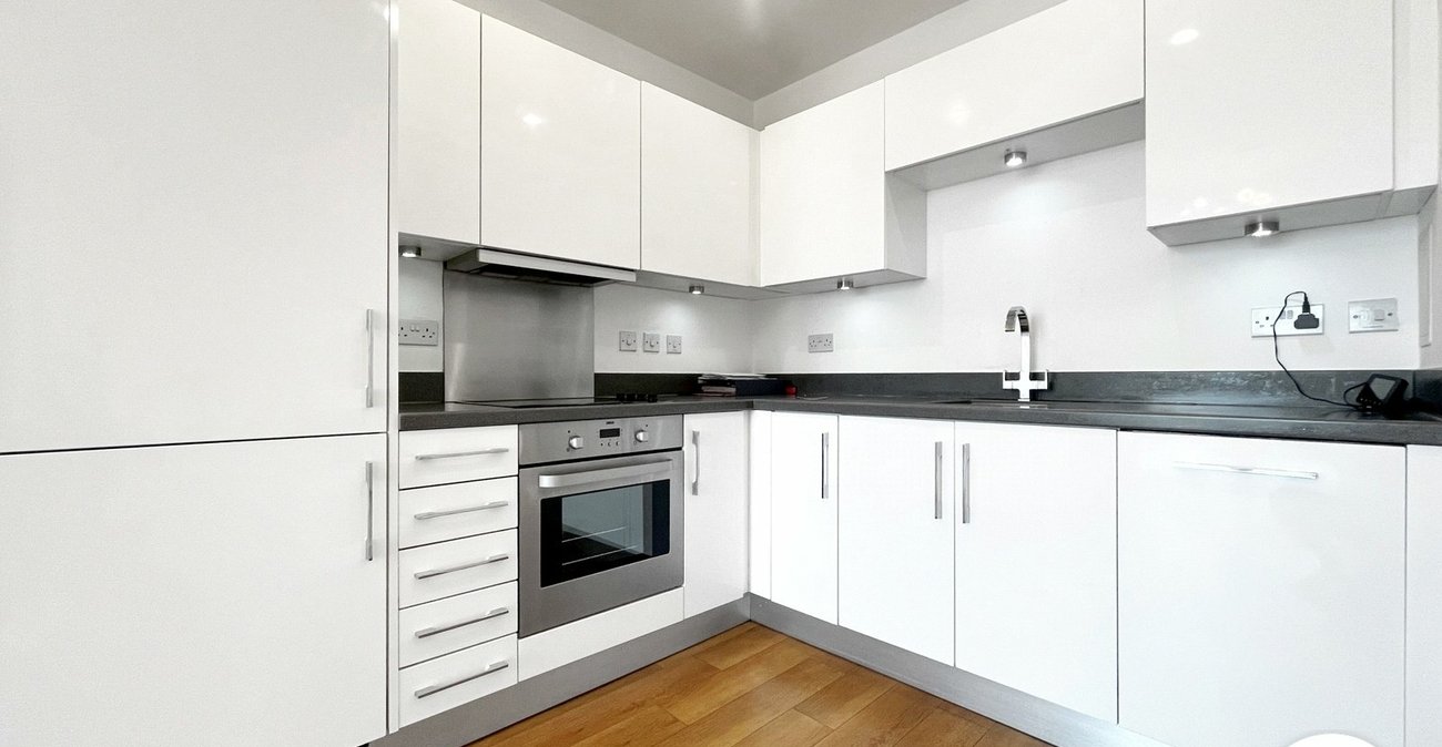 1 bedroom property to rent in Gillingham | Robinson Michael & Jackson