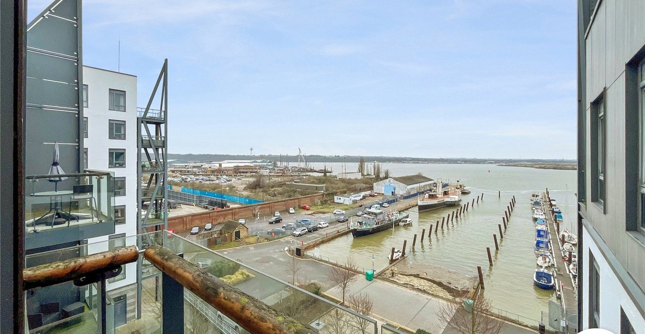 1 bedroom property to rent in Gillingham | Robinson Michael & Jackson