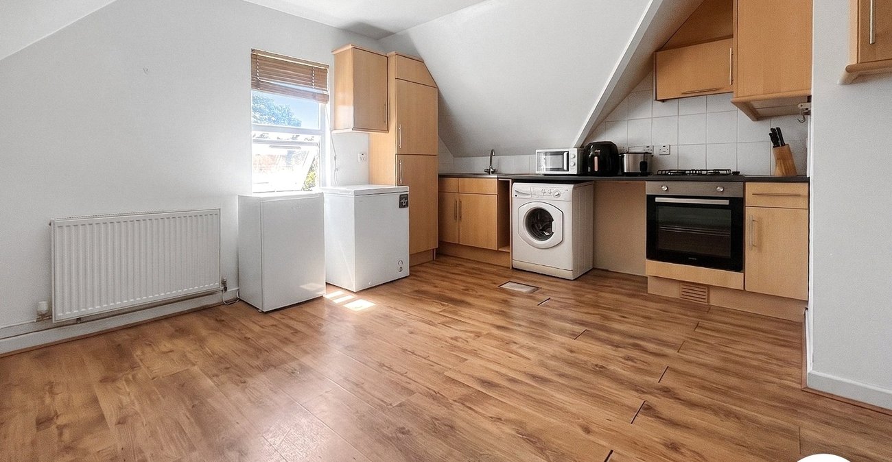 2 bedroom property to rent in Bexley | Robinson Jackson