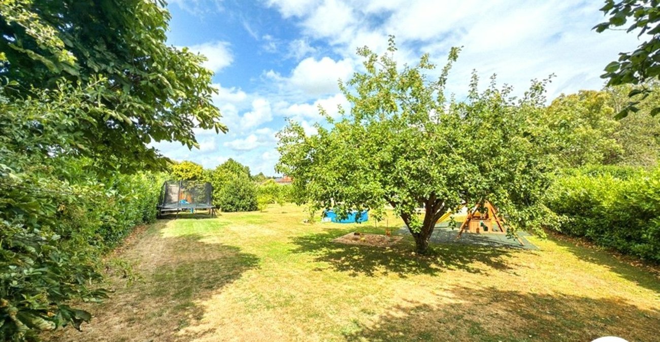 5 bedroom house to rent in Crockenhill | Robinson Jackson