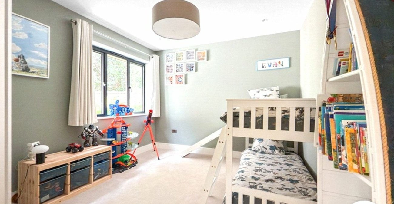 5 bedroom house to rent in Crockenhill | Robinson Jackson