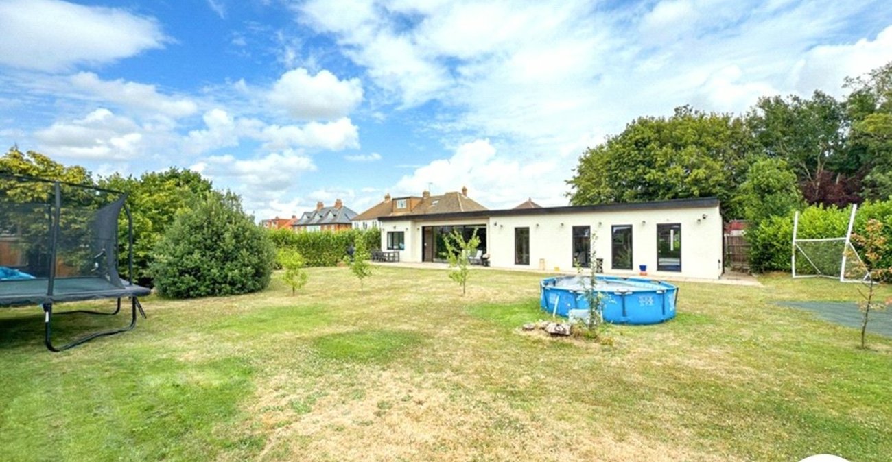 5 bedroom house to rent in Crockenhill | Robinson Jackson