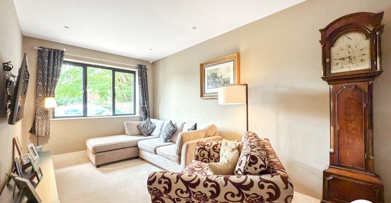 5 bedroom house to rent in Crockenhill | Robinson Jackson