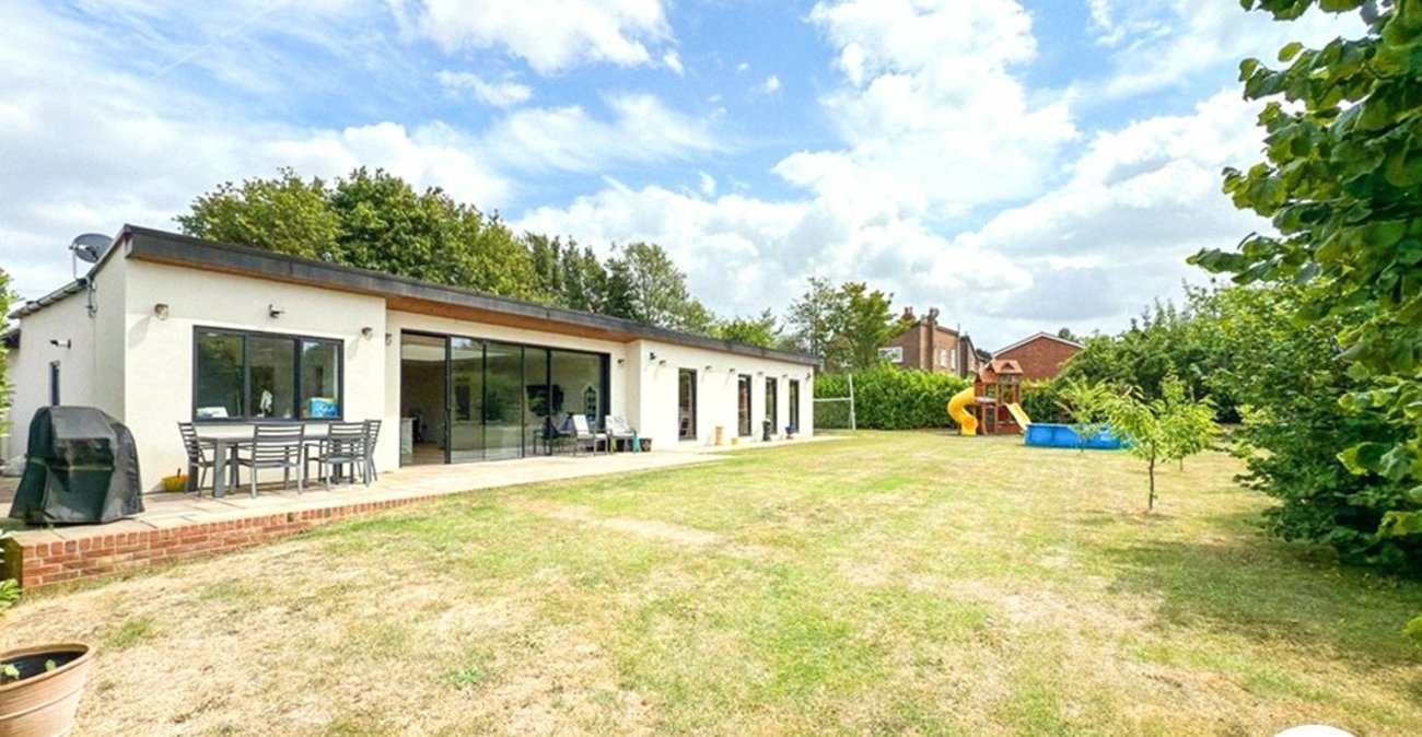 5 bedroom house to rent in Crockenhill | Robinson Jackson