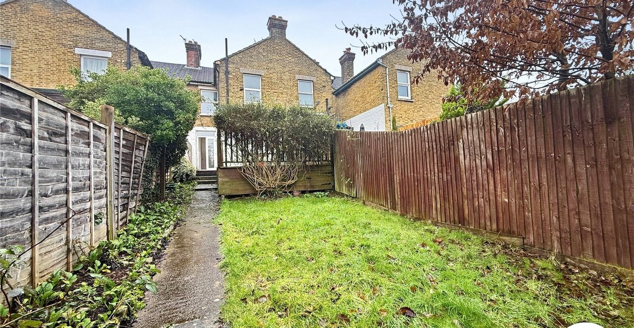3 bedroom house to rent in Maidstone | Robinson Michael & Jackson