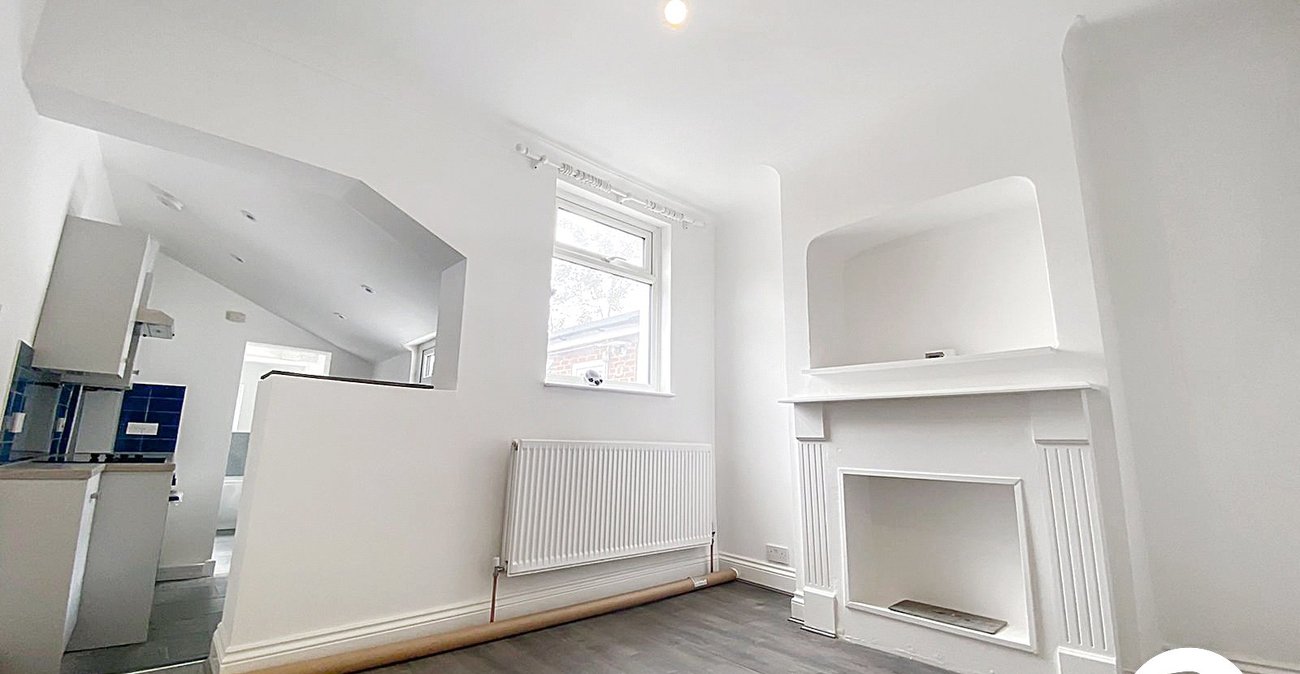 2 bedroom house to rent in Gillingham | Robinson Michael & Jackson