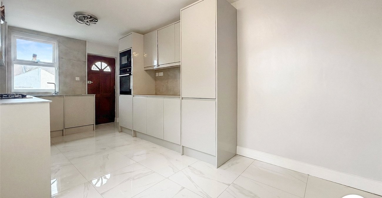 3 bedroom house to rent in Chatham | Robinson Michael & Jackson
