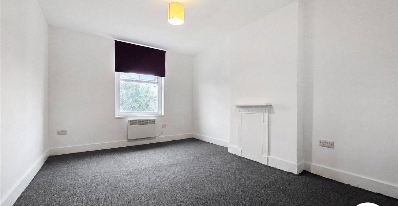 3 bedroom property to rent in  | Robinson Jackson