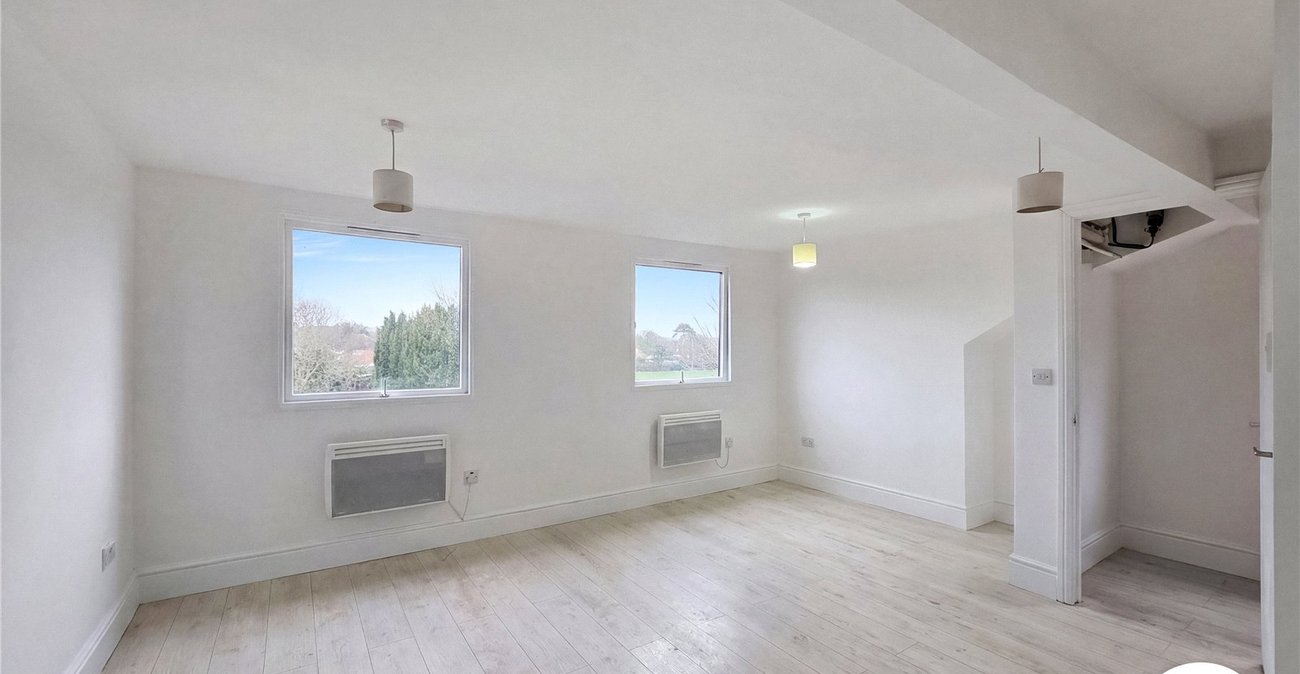 3 bedroom property to rent in  | Robinson Jackson